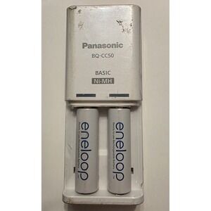 New Panasonic BQ-CC50 Ni-MH AA  Battery Charger With AA Panasonic‎ Batteries